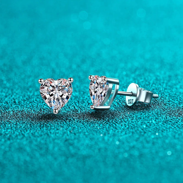 NeeTim 2ct D Color Moissanite Lab Diamond Heart Stud Earring For Women 925 Sterling Silver Wedding Engagement Ear Studs Jewelry