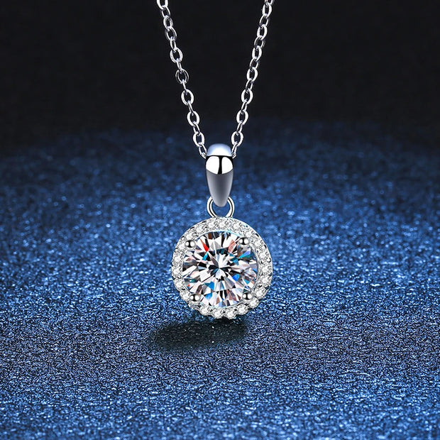 NeeTim 1 Carat Real Moissanite Pendant For Women Lab Diamond Necklace 925 Sterling Silver Fine Jewelry Girl Valentine's Day Gift