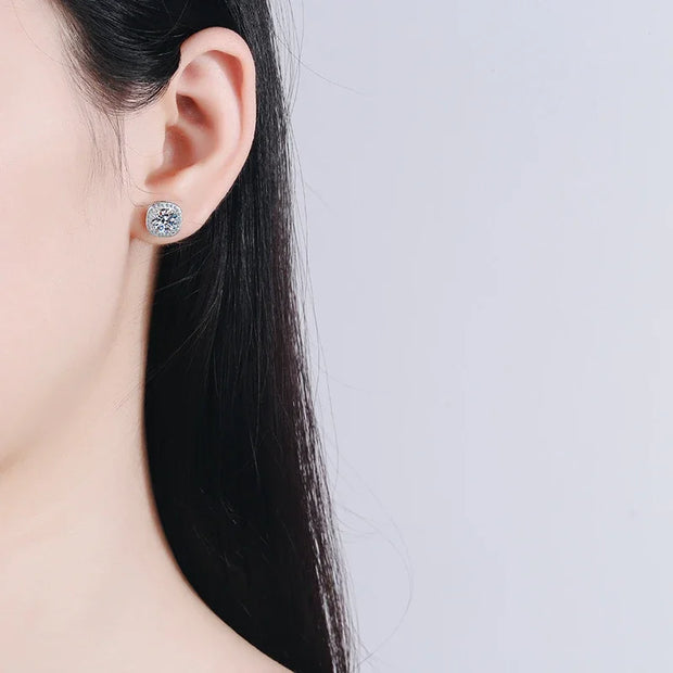NeeTim 0.5ct 1ct Moissanite Earrings Sterling Silver 925 for Women Luxury Designer Wedding Party Earring Jewelry Chrismas Gift