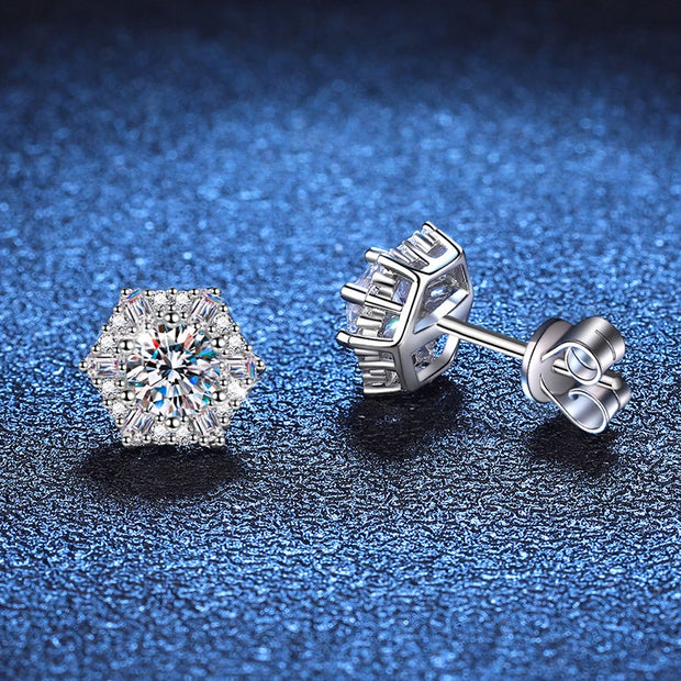 NeeTim 0.5ct 5mm Moissanite Earrings for Women S925 Sterling Silver Diamond Stud Earrings Wedding Party Gifts Jewelry for Girls