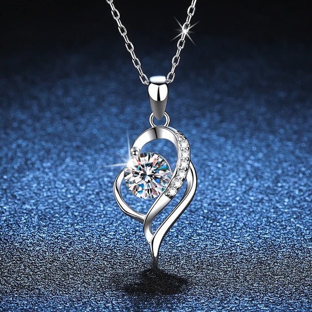 1ct Handless Love Pandent Neckless